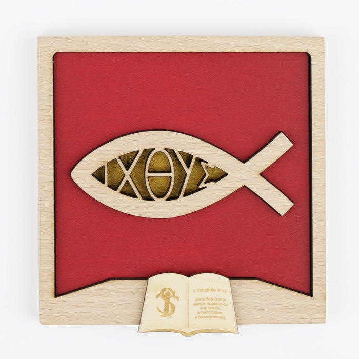 Tableau secret avec le poisson ichtus. Le fond est rouge. Le tableau secret est de face.